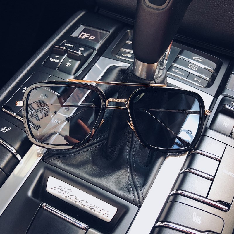 Sunglasses 2019 new trend men's driving dedicated disco sunglasses Korean version of vibrato fashion personality handsome