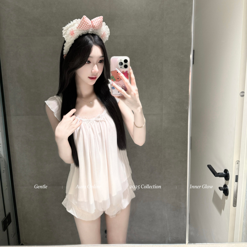 Aura* Light Oxygen Pure and Sweet First Love Feel Soft and Skin-Friendly Comfortable French-Style Camisole Pajama Set Short Style Aura* Light Oxygen Pure and Sweet First Love Feel Soft and Skin-Friendly Comfortable French-Style Camisole Pajama Set Short Style