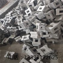 Hammer crusher abrasion-proof hammerhead hammerhead hammerhead dump hammer crusher hammer breaking stone forged and forged alloy hammerhead