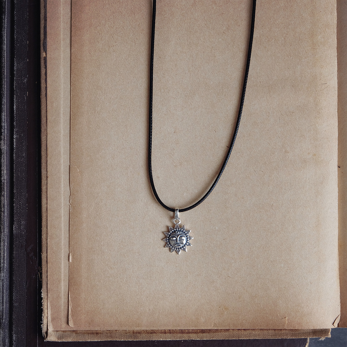 Van Tree For Handmade - Mount Handmade 925 Silver Helios Pendant Necklace