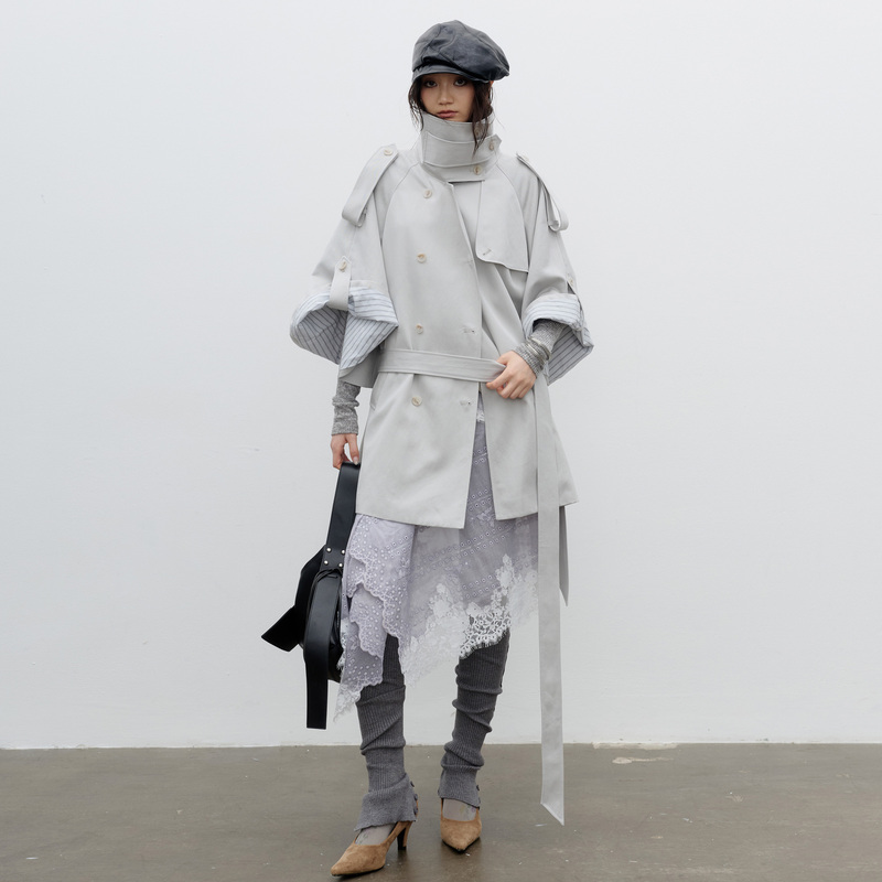 Jnylon-26Aw Retro Romantic Urban Relaxed Morning Mist Gray Cape-Style Wide-Sleeve Silhouette Trench Coat Jnylon-26Aw Retro Romantic Urban Relaxed Morning Mist Gray Cape-Style Wide-Sleeve Silhouette Trench Coat