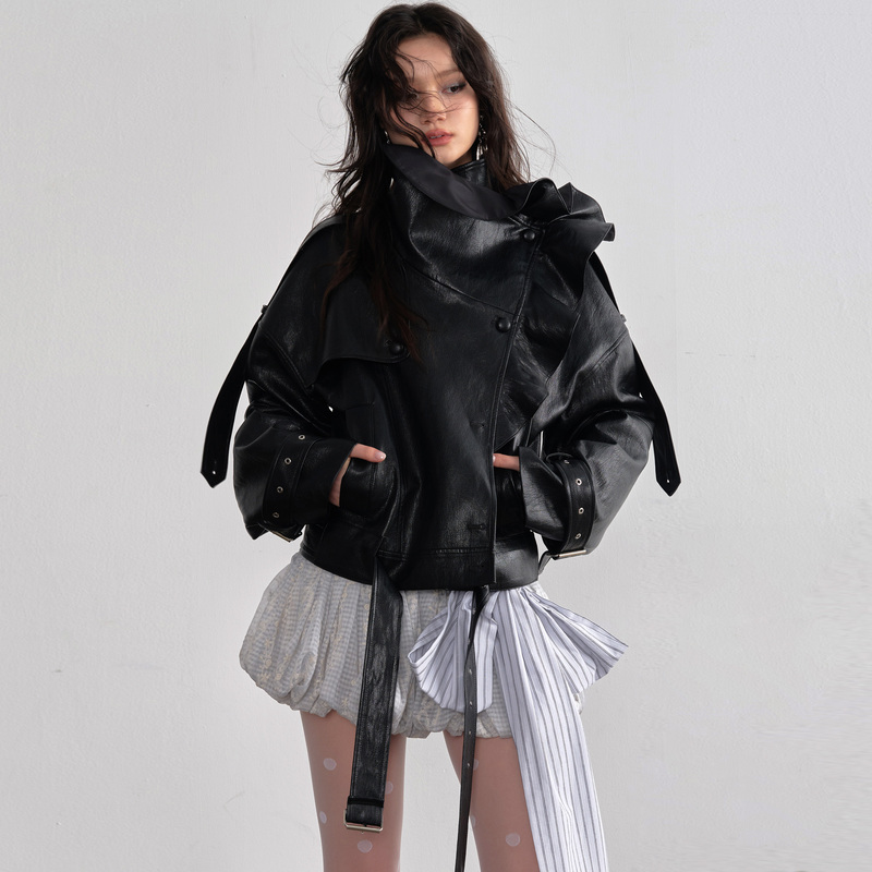 Jnylon-26Ss High-Sense, Playful, Age-Reducing, Three-Dimensional Ruffled Stand-Up Collar Pu Faux Leather Jacket