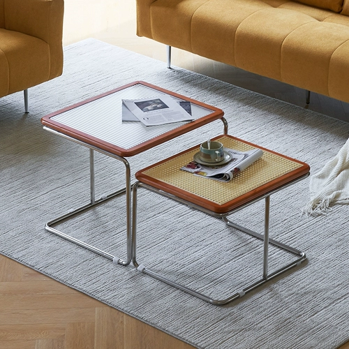 Легкий роскошный современный простой комбинированный журнальный столик для гостиной, бытовой, маленькой квартиры, подвижный вращающийся диван из закаленного стекла, приставной столик