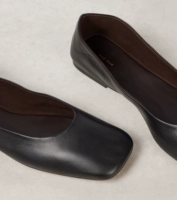 Черный, пожалуйста, свяжитесь с нами для покупки товара, возврату и обмену не подлежит.