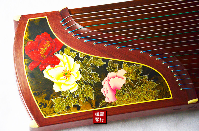 Dunhuang guzheng manufacturers authorized distribution of 694PP national color agarwood Ella with Dew signature guzheng spot