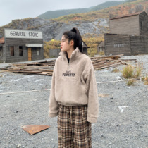 Zopiclone original design] autumn and winter Lamb hair letter embroidery sweater loose warm coat