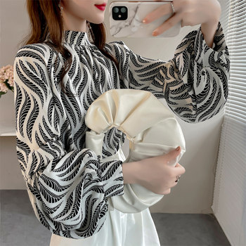 ການອອກແບບ niche stand-up collar lantern sleeve shirt ແບບຝຣັ່ງ 2024 ດູໃບໄມ້ລົ່ນຂອງແມ່ຍິງໃຫມ່ເທິງພິມພິມເສື້ອແມ່ຍິງ