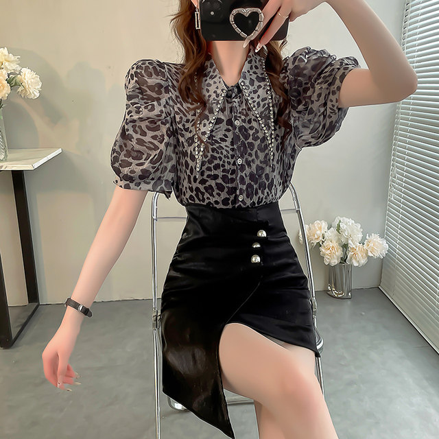 ເສື້ອຢືດ chiffon ຄໍເຕົ້າໄຂ່ທີ່ເກົາຫຼີ 2025 ລະດູຮ້ອນໃຫມ່