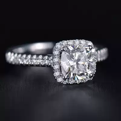 18K gold princess square diamond ring 30 points 50 points shaped diamond ring female 1 carat custom wedding ring set