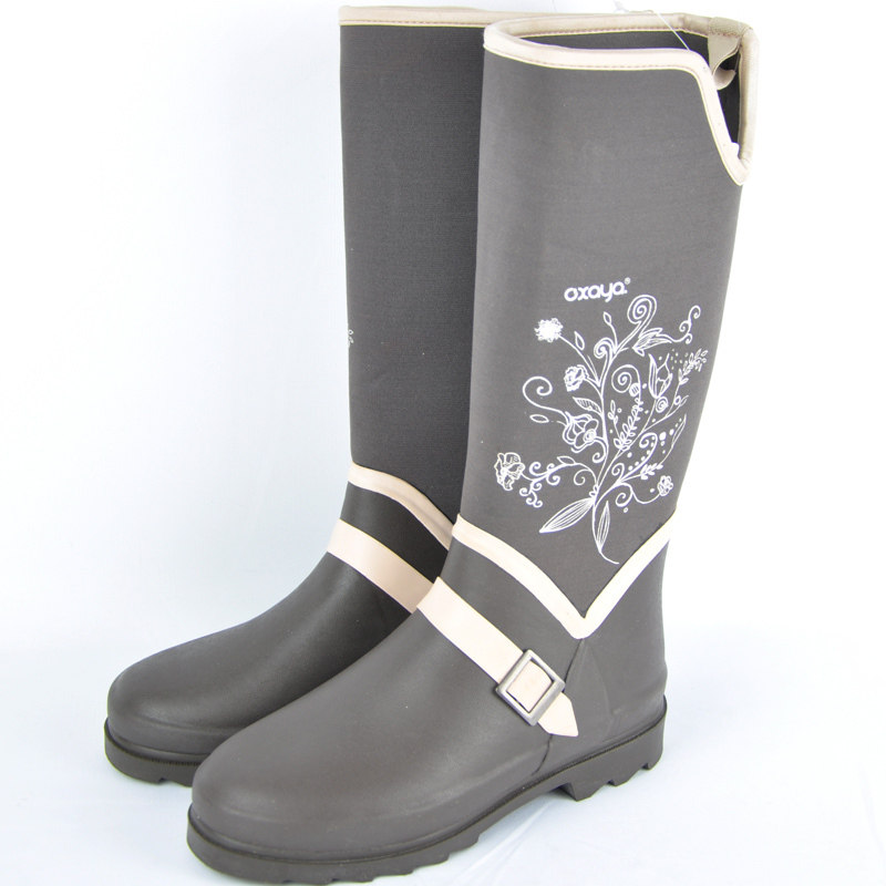 breathable rain boots