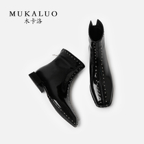  Wooden Carlo leather booties Womens Chelsea boots Autumn and winter ankle boots patent leather flat heel rivets British style square head bare boots