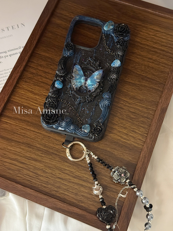Dark Gothic Butterfly & Roses Vintage Phone Case