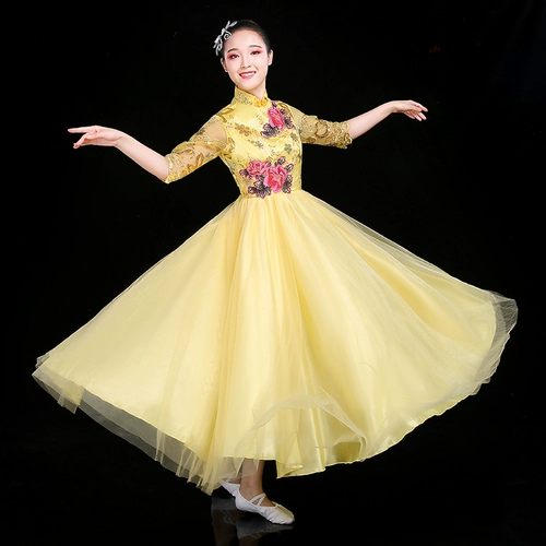 Открытие танцевальной юбки исполнение женщин Новые атмосферные песни танцевальные танце