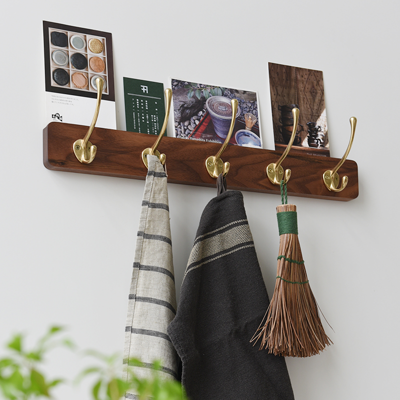 CHOONG Chung Hung Hanger Wall-mounted Wall Wall-mounted Hanger Black Walnuts Solid Wood Brass Coat Cap Rack Hook Free