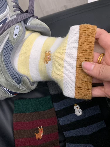 Эта пара пряничного мужчины Wool WA милая!Это Рождество ~ Это приходит, чтобы надеть атмосферу ~ Супер теплый