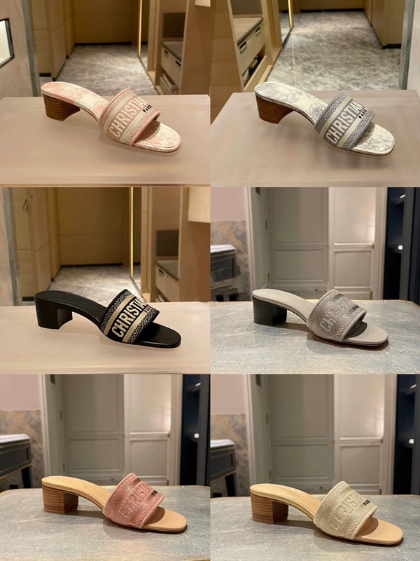 【Yyy Private】Embroidered Letter Flip-Flops for Women, New Summer Style with Rhinestones, Chunky Heel Casual Sandals