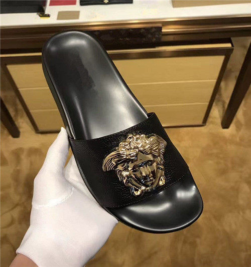 European station lovers' slippers summer word drag male genuine leather Inlan holiday beach shoes large size for men and women slippers non-slip