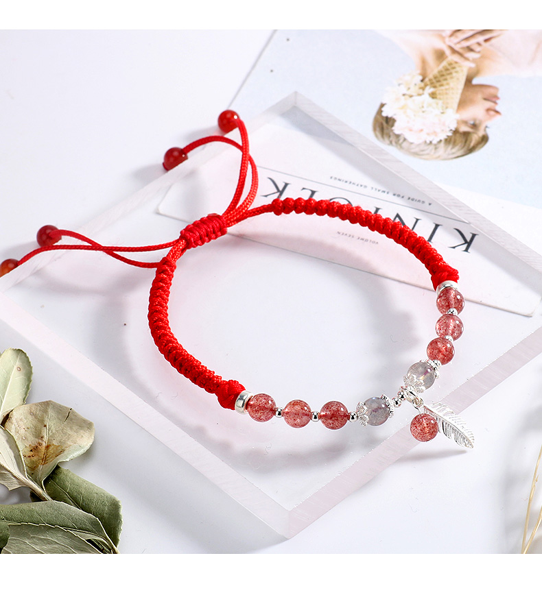 Pha lê bạc tự nhiên pha lê dâu tây pha lê màu xám ánh trăng chuyển dây đỏ vòng chân nữ tính cách đơn giản Sen Sở Taohua - Vòng chân lắc chân vàng PNJ