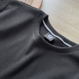 Демисезонный универсальный лонгслив для отдыха, приятная телу футболка, круглый воротник