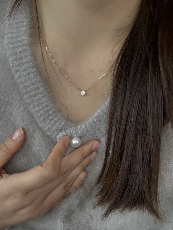 Roll Look Au750 18K Gold Single Diamond Teardrop Niche High-End Clavicle Chain 4.28