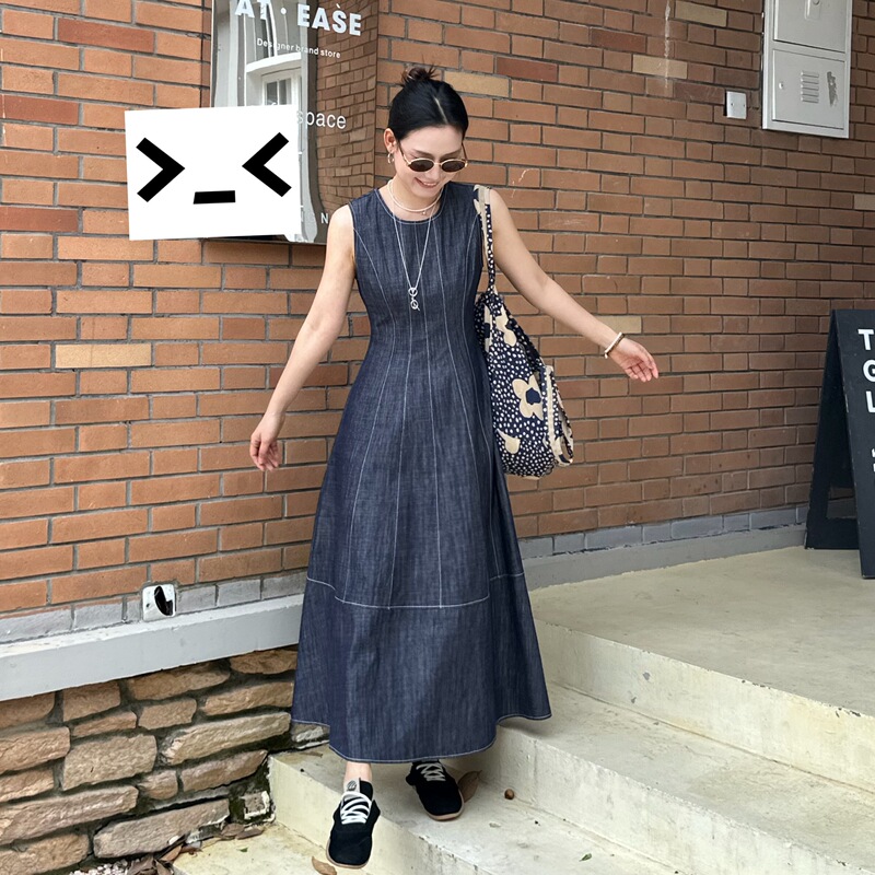 Dajessie Italian Old Money Style Light Luxury Three-Dimensional Denim Waist-Cinching Narrow-Shoulder Dress 3.30