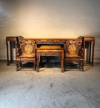 Ming and Qing Dynasty-Style Antique Wood Art Furniture, Large Leaf-Carved Huanghuali Six-Piece Set for the Central Hall, Hall Table, Offering Table, and Decorative Pieces