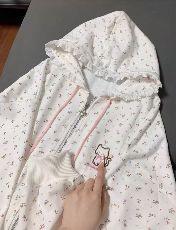 Spring and Summer Japanese Style Soft Girl Sweet Petite Cute Cat Embroidery Floral Lace Hooded Sweatshirt Jacket Cardigan for Women