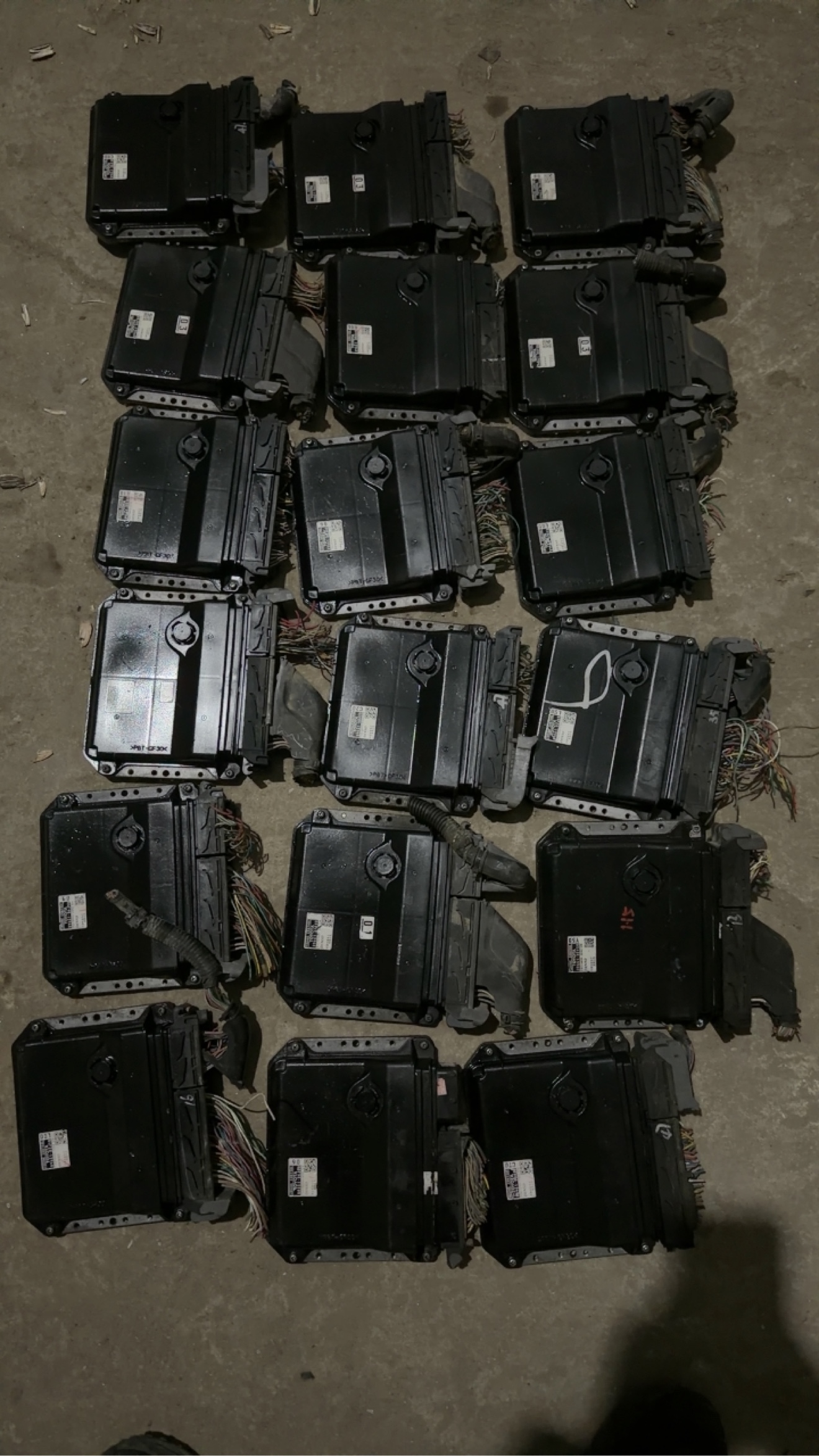 新款丰田发动机电脑板:幕后智脑的秘密