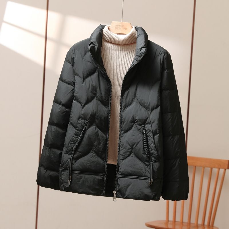 White Duck down Jacket, Lightweight down Jacket, Women's Short Style, New Small Stand Collar, Winter Fashion, Casual Loose Fit White Duck down Jacket, Lightweight down Jacket, Women's Short Style, New Small Stand Collar, Winter Fashion, Casual Loose Fit
