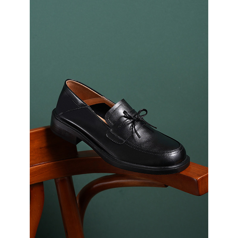 Full - leather round head butterfly bow deep mouth single shoe flat lazy shoes 2022 new cow skin soft - solid lazy shoes