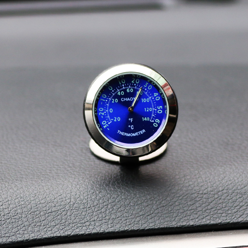 Часы автомобильные стрелочные 12 вольт. Мини часы для автомобиля. Автомобильные часы с логотипом volkswagen. Часы auto. Часы auto.