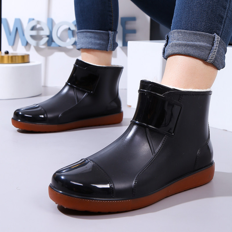 Large size water shoes men 46 47 48 49 large size rain boots short boots labor insurance plus velvet cotton floor stickers