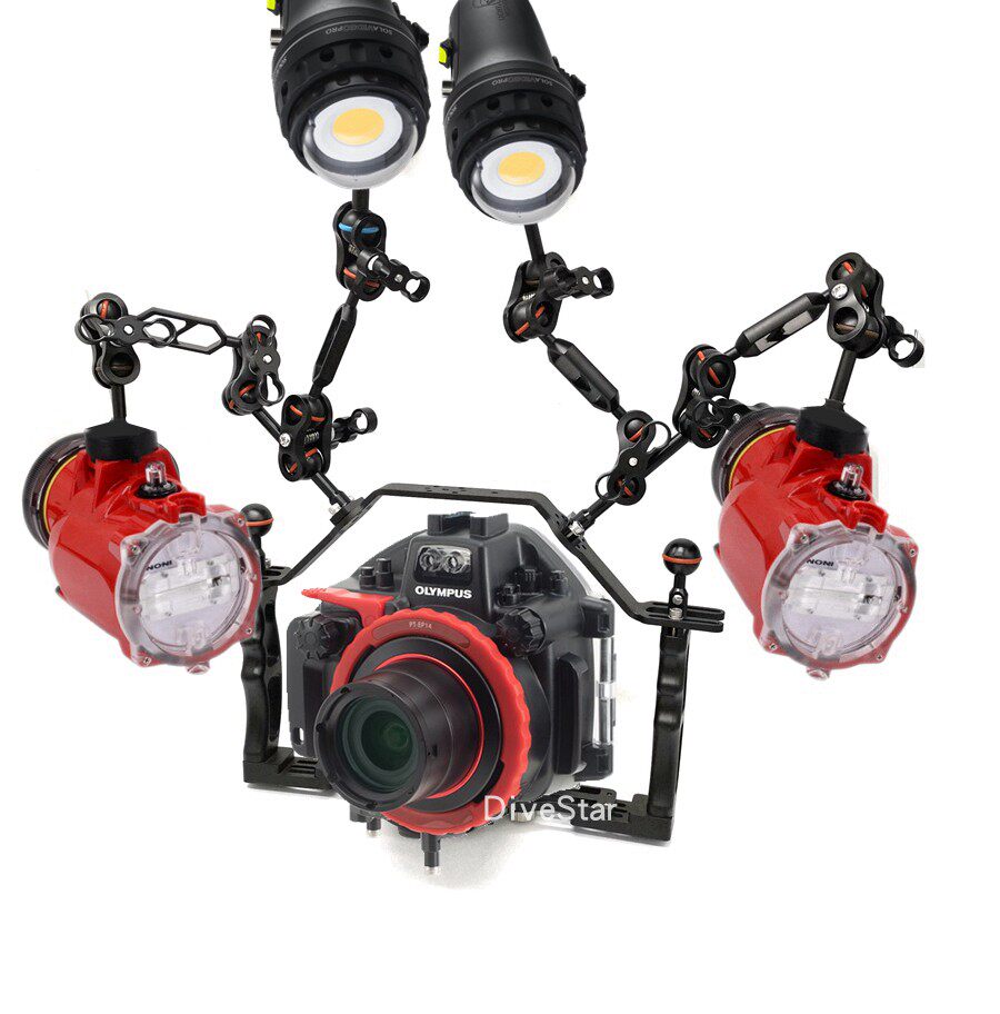 Diving camera waterproof shell portable dual grip lamp arm bracket underwater flashing flashlight bracket system