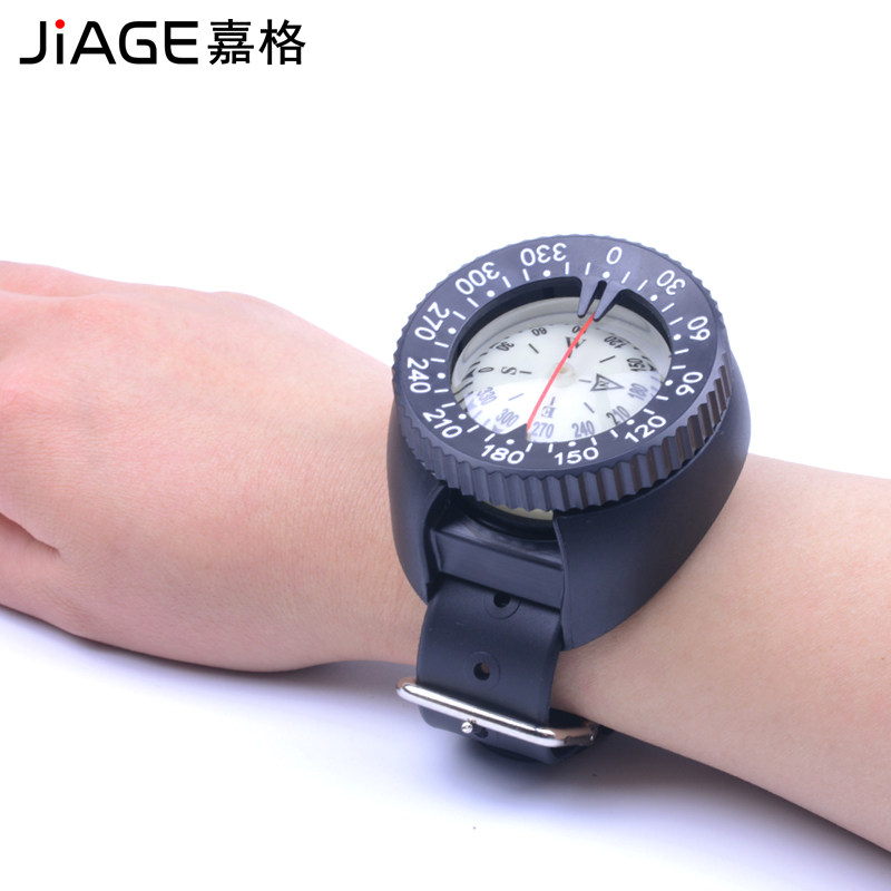 Scuba technology submersible submersible fingers of the north needle filled with liquid strong magnetic 50 m waterproof watch type compass night light