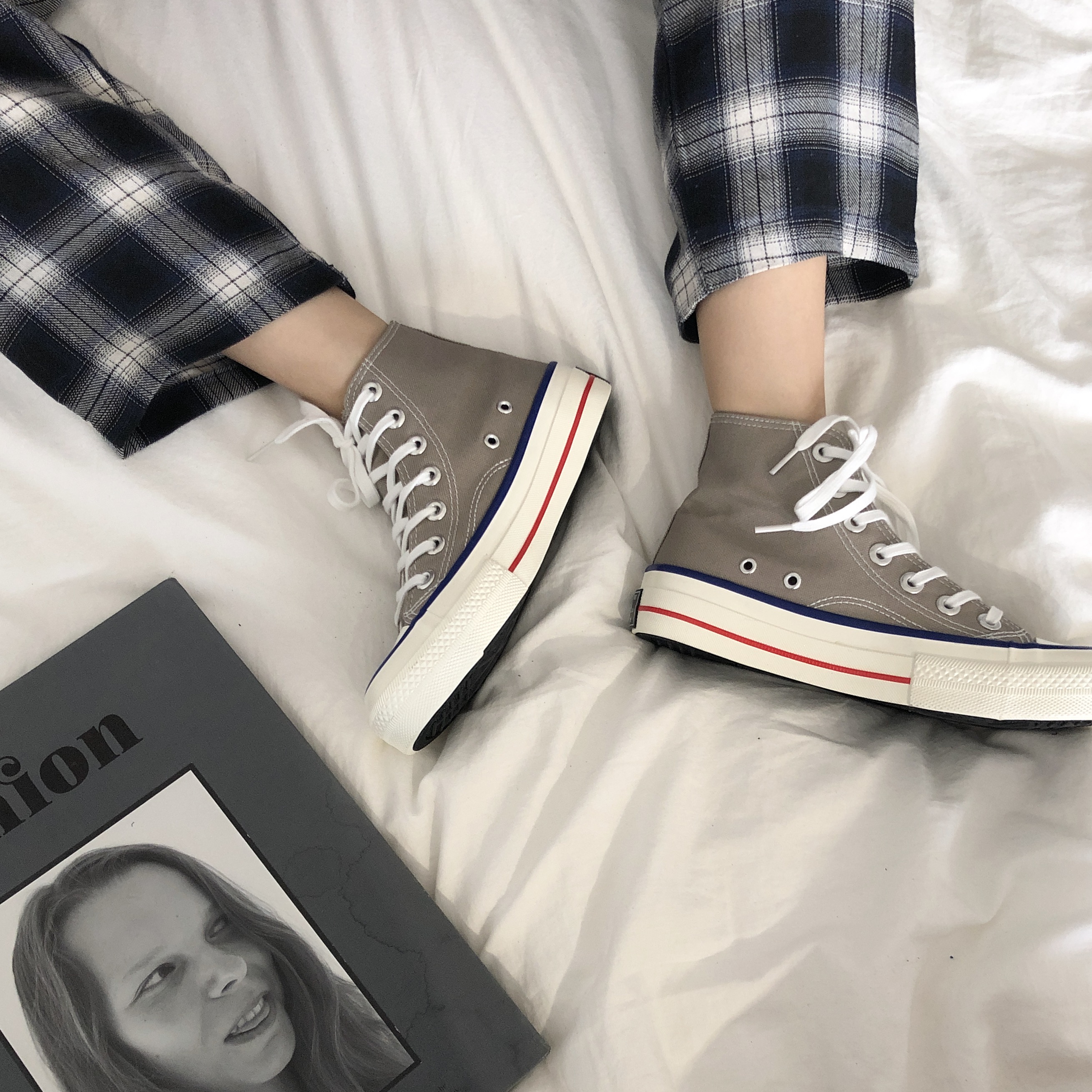 Xu Liumang Xia Phiên bản tiếng Hàn của giày vải cao gót ulzzang nam và nữ hoang dã chụp hình đôi giày nữ sinh viên giày sneaker nữ hot trend 2021