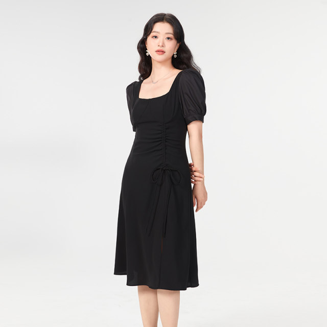 GW plus size women's temperament waist side pleated square collar slim dress 2024 summer new little fat mm little black dress