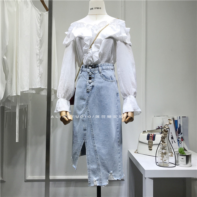 Phiên bản Hàn Quốc của khóa váy không đều xẻ váy màu xanh nhạt váy denim mùa hè mới cao eo kỳ nghỉ hoang dã váy denim - Váy chân váy giả quần