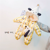 Желтые стержни с длинными ухами собака