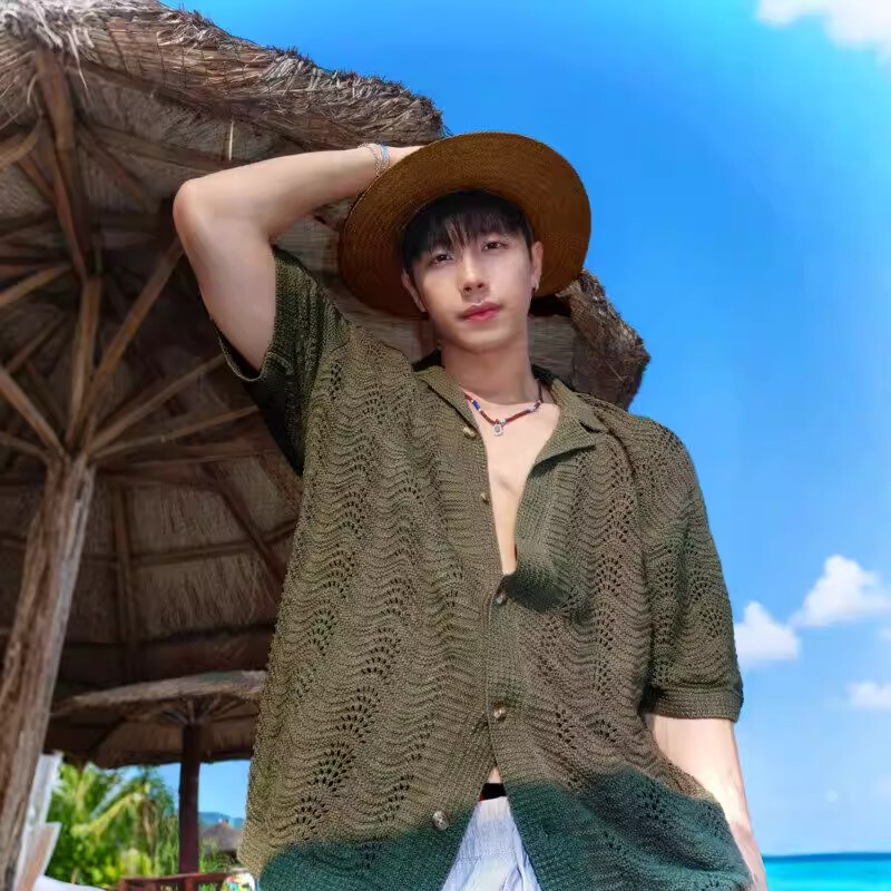 Retro Knitted Old Money Style Cuban Collar Cut Out Shirt Men's Summer Vacation Style Shirt Cool Design Polo Top