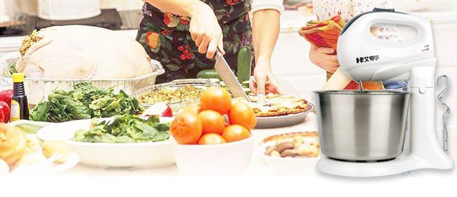 Eggbeater điện máy tính để bàn gia đình điện đặc biệt thép không gỉ dụng cụ nướng nhỏ kem tự động - Máy trộn điện đánh trứng bằng tay