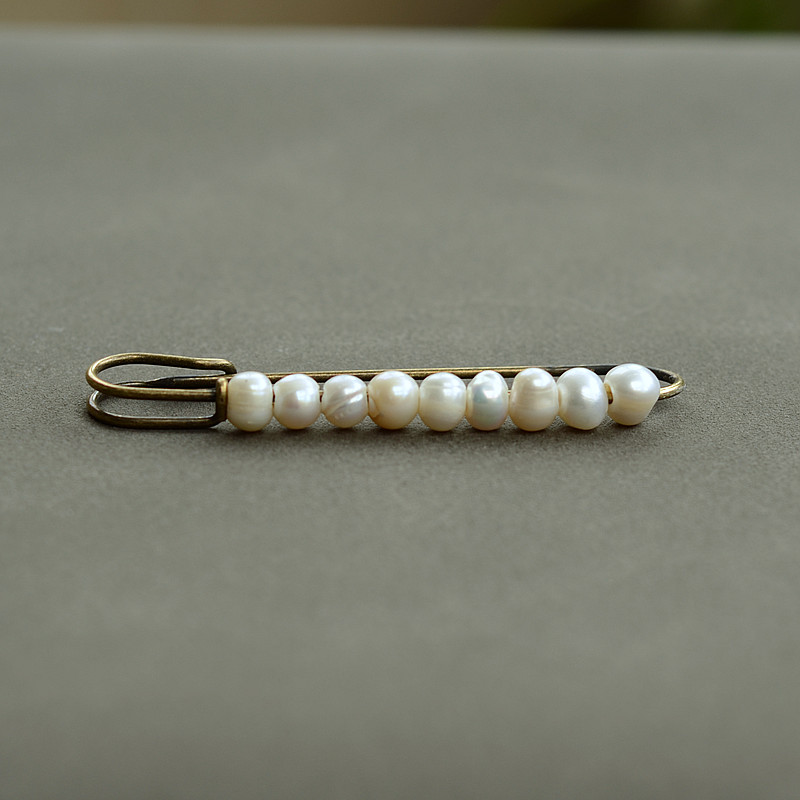 Waist Artifact Natural Freshwater Pearl Brooch Accessories Versatile Pins Buckle Clothes Decorative Anti-glare Neckline