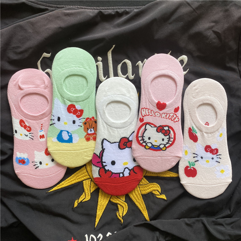  5-Pack of Invisible Socks for Women, Trendy and Versatile, Japanese College Style, Internet Celebrity Style, Anime Cartoon Low-Cut Socks