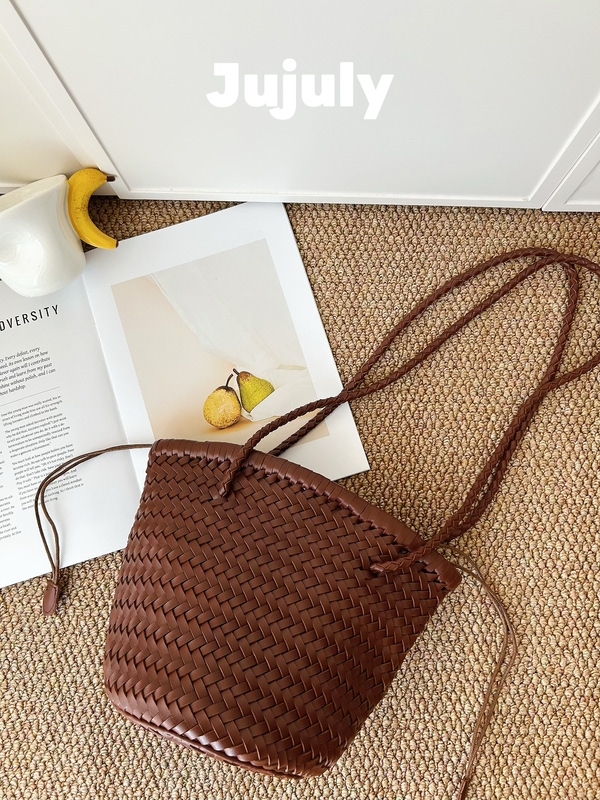 Jujuly 2025 New Fashion Retro Handmade Woven Basket Shoulder Bag Pure Handmade Bucket Bag