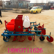 Tractor with peanut mulching planter Two-row peanut ridging and laminating machine Four-row corn mulching planter