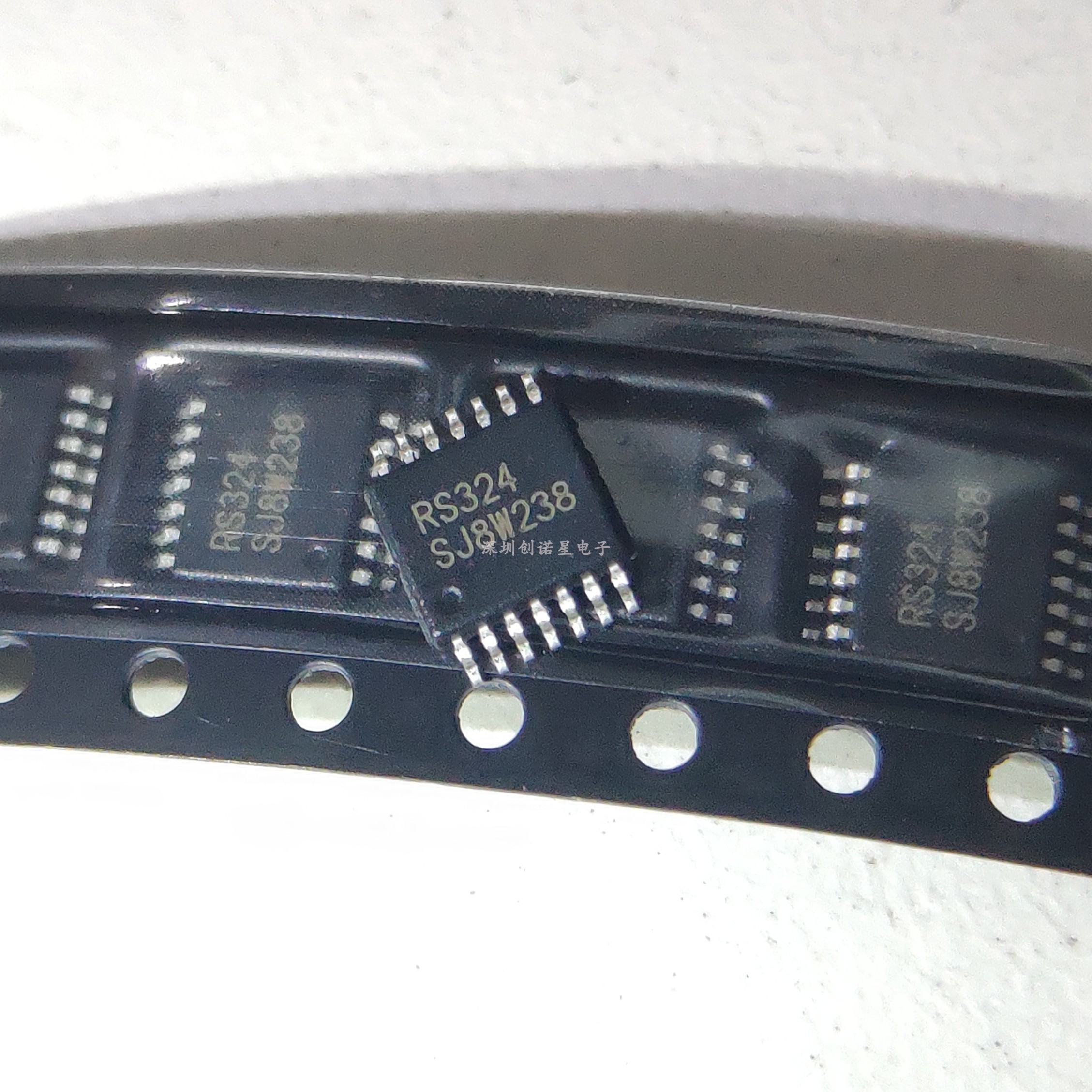 RS324XQ TSSOP-14 RS324 0 8mV Vos 1 1MHz 4-channel op amp Confirm before shooting