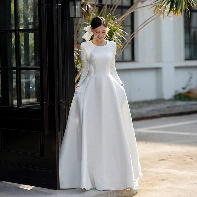 Long Sleeves Satin Main Wedding Dress 2021 Autumn Winter New Super Fairy Dreamy White Minimalist Tug Bride Wedding Wedding