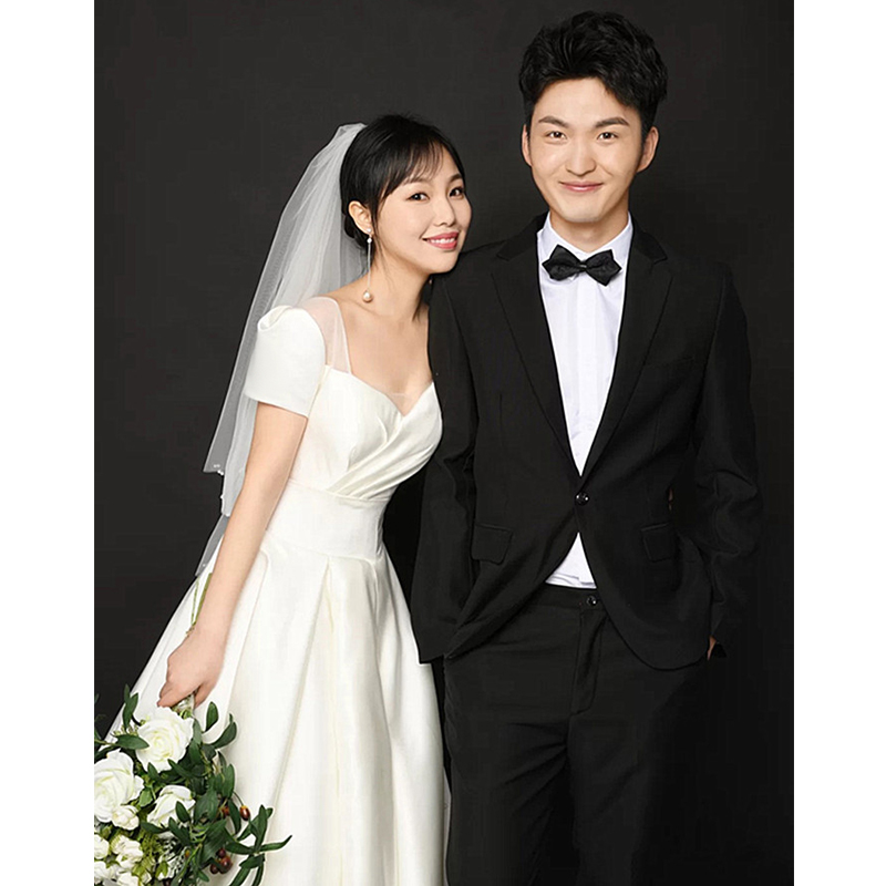 Wedding dress with a word of temperament and a simple satin-fabric French vintage Heben high waist covering bride