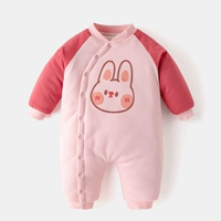 Красный розовый кролик