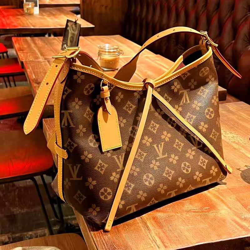Authentic Designer Tote Bag from a Department Store, 2026 New Model, Genuine Leather, Large Capacity, Fashionable and Versatile, Mother-Daughter Bag, Handbag