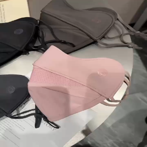 友彩